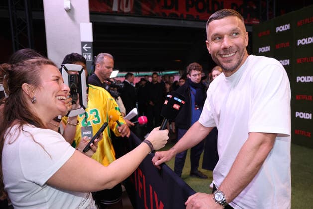 Lukas Podolski bei der Poldi Doku Netflix Serien Premiere am 27.05.2026 im Rheinenergiestadion in Koeln Lukas Podolski attends the premiere of the Poldi documentary series on Netflix on May 27, 2026 at Rheinenergiestadion in Cologne, Germany Poldi Netflix Serien Premiere in Koeln 
