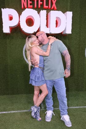 Mia Julia Brueckner und ihr Ehemann Peter Magma bei der Poldi Doku Netflix Serien Premiere am 27.05.2026 in Koeln Mia Julia Brueckner and her husband Peter Magma the premiere of the Poldi documentary series on Netflix on May 27, 2026 at Rheinenergiestadion in Cologne, Germany Poldi Netflix Serien Premiere in Koeln 