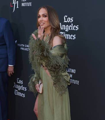 25th Edition Of The Los Angeles Latino International Film Festival - Opening Night HOLLYWOOD, LOS ANGELES, CALIFORNIA, USA - MAY 27: Jennifer Lopez wearing a Bronx Banco Brielle Sage Diamond Gown with a Tyler Ellis clutch arrives at the 25th Edition Of The Los Angeles Latino International Film Festival - Opening Night held at the TCL Chinese Theatre IMAX at Ovation Hollywood on May 27, 2026 in Hollywood, Los Angeles, California, United States. Hollywood TCL Chinese Theatre IMAX at Ovation Hollywood California United States Copyright: xImagexPressxAgencyx