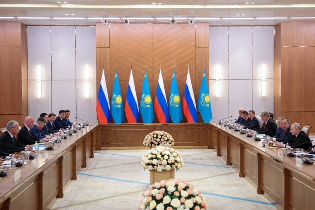 KAZAKHSTAN, ASTANA - MAY 28, 2026: Kazakhstan s President Kassym-Jomart Tokayev (L) and Russia s President Vladimir Putin (R) are seen during Kazakh-Russian talks at the Independence Palace. Alexander Kazakov Russian Presidential Press and Information Office TASS  93125743