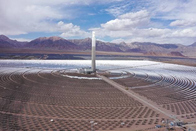 Solar Thermal Power Plant HAIXI, CHINA - MAY 28, 2026 - Aerial view of the Zhongkong Delingha 50 MW solar thermal power plant, one of China s first demonstration projects for solar thermal power generation, in Delingha City, Haixi Prefecture, Qinghai Province, China on May 28, 2026. Haixi Qinghai China  Copyright: xCFOTOx i1779991965175
