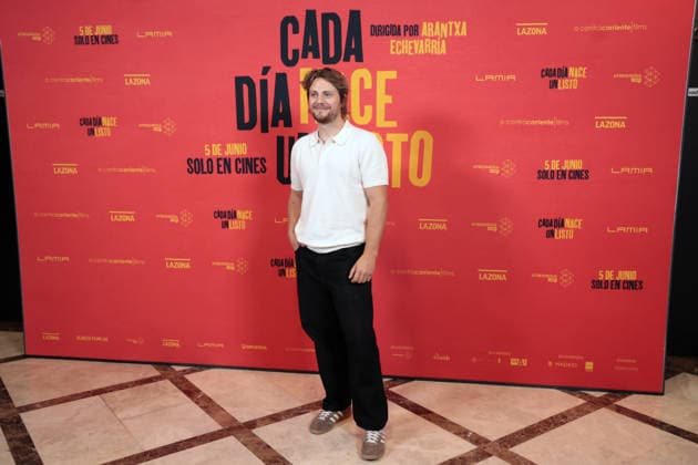 Photocall of the film Every Day a Smart Guy is Born , a comedy by Arantxa Echevarría Actress Jaime Olías poses at the photocall of the film Every Day a Smart Guy is Born , Cines Verdi, May 28, 2026, in Madrid Spain The highest-grossing director in the history of Spanish cinema and also winner of the Goya Award returns with this unbridled, hooligan and unpredictable action satire FAMOSOSOS PHOTOCALL ACTOR ACTRESS MOVIE COMEDY FILM CINEMA José Ramó Madrid Madrid Spain  Copyright: xJosÃ xRamonxHernandox 7556008