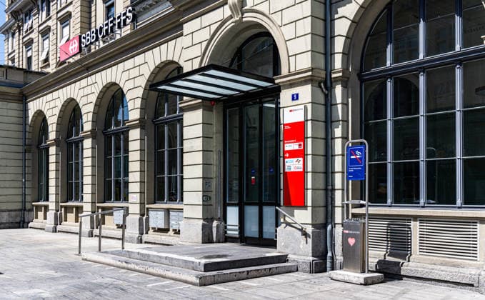 Knife attack with multiple injuries, Winterthur, Switzerland Winterthur, Switzerland, 28th May 2026:One of the knife attacks is believed to have taken place at this entrance to the station building. Water visible on the floor was used to wash away the blood. A total of four people were injured, some seriously. *** Knife attack with multiple injuries, Winterthur, Switzerland Winterthur, Switzerland, 28th May 2026 One of the knife attacks is believed to have taken place at this entrance to the station building Water visible on the floor was used to wash away the blood A total of four people were injured, some seriously Copyright: xAndreasxHaasx