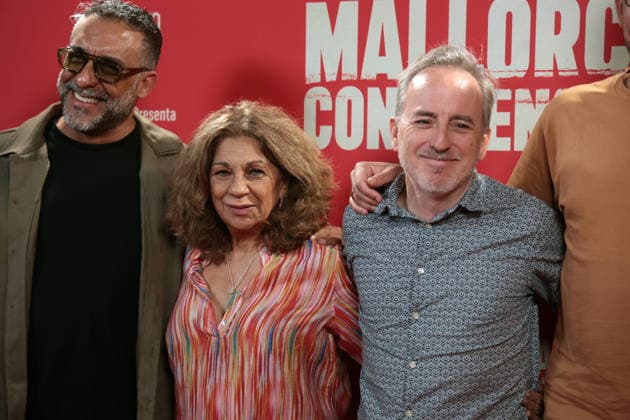 David Ilundain presents Mallorca Confidencial I D Moreno Borja, Lolita Flores and David Ilundain pose at the photocall of the film Mallorca Confidencial , at Cines Embajadores Río, on May 28, 2026, in Madrid Spain The film participated in the Official Selection Out of Competition of the 29th edition of the Spanish Film Festival of Malaga and at the BCN Film Fest FAMOUS FILM MOVIE ACTOR ACTRESS José Ramó Madrid Madrid Madrid Spain  Copyright: xJosÃ xRamonxHernandox 7556401
