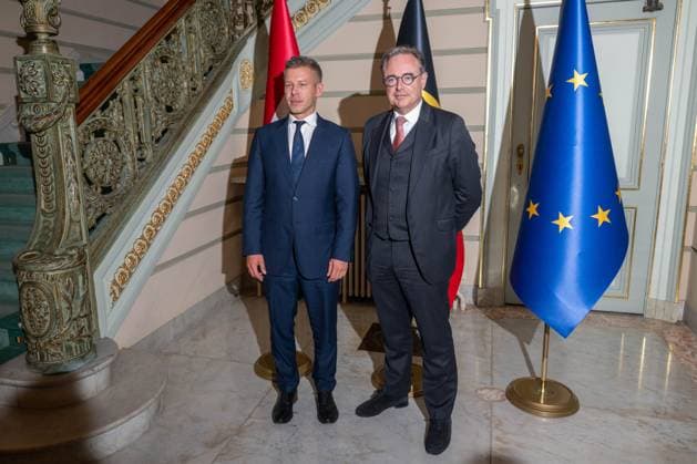 Prime Minister Bart De Wever (R) and Hungary Prime Minister Peter Magyar (L) are pictured at a diplomatic meeting between the Prime Ministers of Hungary and Belgium in Brussels, Thursday 28 May 2026.  JONASxROOSENS 175283607