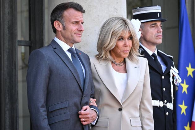 Emmanuel and Brigitte Macron welcome Prabowo Subianto at the Elysee FA French President Emmanuel Macron and French First Lady Brigitte Macron arrive to welcome President of the Republic of Indonesia Prabowo Subianto, at the Elysee Palace in Paris on May 28, 2026. Photo by Firas Abdullah ABACAPRESS.COM Paris Ile-de-France France  Copyright: xAbdullahxFiras ABACAx