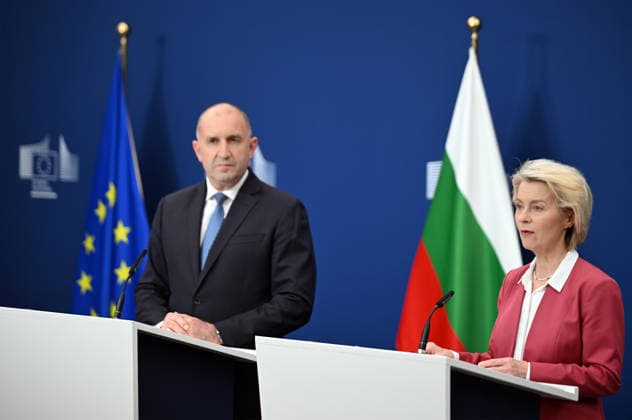 European Commission President Von der Leyen meets Bulgarian Prime Minister Zhelyazkov in Brussels BRUSSELS, BELGIUM - MAY 28: President of the European Commission Ursula von der Leyen (R) meets with Bulgarian Prime Minister Rossen Zhelyazkov (L) and delivers a joint press statement following their meeting, in Brussels, Belgium, on May 28, 2026. Dursun Aydemir Anadolu Brussels Belgium. Editorial use only. Please get in touch for any other usage.  Copyright: x2026xAnadoluxDursunxAydemirx