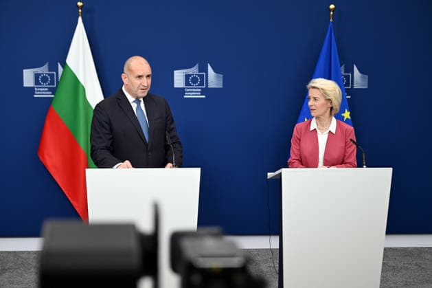 European Commission President Von der Leyen meets Bulgarian Prime Minister Zhelyazkov in Brussels BRUSSELS, BELGIUM - MAY 28: President of the European Commission Ursula von der Leyen (R) meets with Bulgarian Prime Minister Rossen Zhelyazkov (L) and delivers a joint press statement following their meeting, in Brussels, Belgium, on May 28, 2026. Dursun Aydemir Anadolu Brussels Belgium. Editorial use only. Please get in touch for any other usage.  Copyright: x2026xAnadoluxDursunxAydemirx
