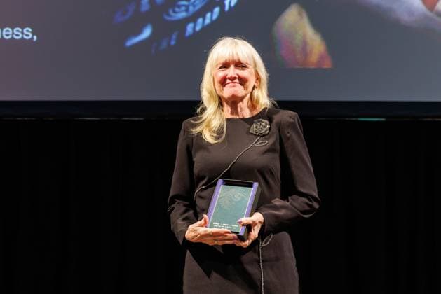 The Netherlands, 2026-05-28 17:38:22 NLD Amsterdam 20260528 - Prince Constantijn presents World Press Photo 2026 awards. In the photo: Winner Carol Guzy.  Copyright: xx x