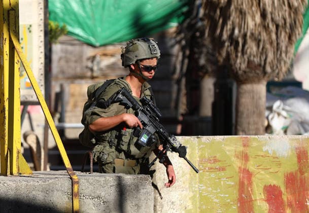 Israeli violations against Palestinians continue HEBRON, WEST BANK, PALESTINE - MAY 28: Israeli army closes the entrance to Old City area with barricades, restricting the movement of Palestinians on the second day of Eid al-Adha in Hebron, West Bank, Palestine on May 28, 2026. Wisam Hashlamoun Anadolu Hebron West Bank. Editorial use only. Please get in touch for any other usage.  Copyright: x2026xAnadoluxWisamxHashlamounx