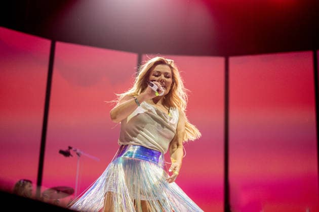 La Oreja de Van Gogh concert Movistar Arena The singer of the group La Oreja de Van Gogh , Amaia Montero, during a concert at the Movistar Arena, on May 28, 2026, in Madrid Spain The band reviews their greatest hits and presents their most recent songs to thousands of fans in one of the main stops of their national tour, consolidating the venue as a key meeting point for the major concert circuit in the region 28 MAY 2026 CONCIERTO OREJA DE VAN GOGH BANDA GRUPO AMAIA MONTERO SINGER CONCI MÚSICA Madrid Madrid Madrid Spain  Copyright: xRicardoxRubiox 7557336