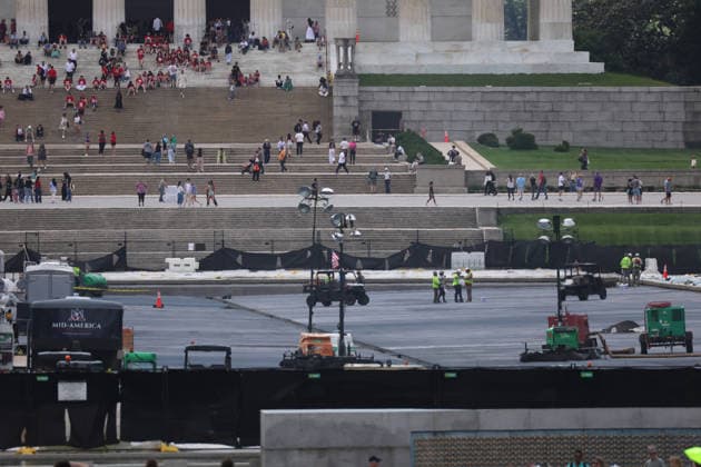 WASHINGTON, D.C. - MAY 28: Work continues at the Lincoln Memorial Reflecting Pool on May 28, 2026 in Washington, D.C. Copyright: xmpi34 MediaPunchx