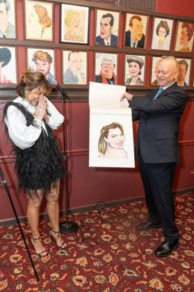 May 28, 2026, Bronx, New York, USA: Shoshana Bean poses with Max Klimavicius as she is honored with a portrait at Sardi s in New York, NY on May 28, 2026. Bronx USA - ZUMAr339 20260528_znp_r339_017 Copyright: xLevxRadinx