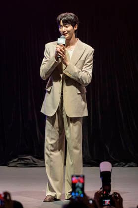 Byeon Woo-seok bei der Opening Ceremony der Hong Kong Comic Con 2026 im Hong Kong Convention and Exhibition Centre. Hong Kong, 29.05.2026 *** Byeon Woo seok at the Opening Ceremony of the Hong Kong Comic Con 2026 at the Hong Kong Convention and Exhibition Center Hong Kong, 29 05 2026 Foto:xJ.xRussellx xFuturexImagex opening_6517