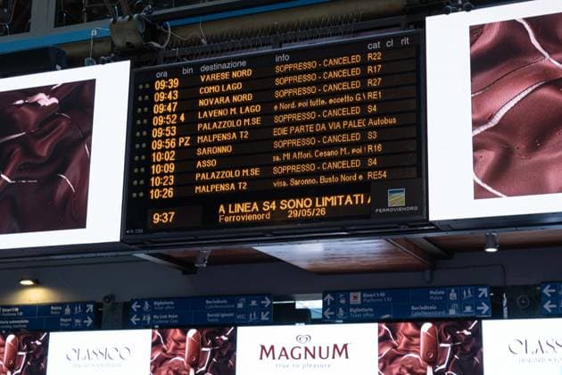 IPA85153765 - Milan, 29 05 26, National local transport strike, train disruptions at Cadorna station. Red Metro regular.  Copyright: xGiuliaxSciaccax xGiuliaxSciaccax 85153765