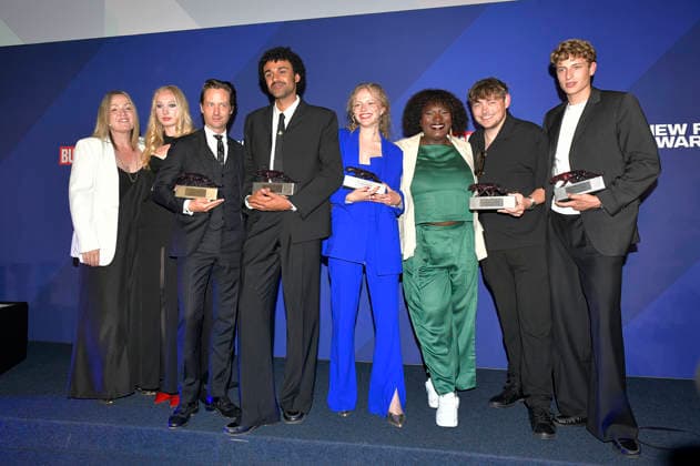 Gast, Helena Zengel, Tom Schilling, Langston Uibel, Kya-Celina Barucki, Thelma Buabeng, Marc Philip Ginolas und Jonathan Kriener bei der Verleihung der Bunte New Faces Awards Film 2026 im Delphi Filmpalast. Berlin, 28.05.2026 *** Guest, Helena Zengel, Tom Schilling, Langston Uibel, Kya Celina Barucki, Thelma Buabeng, Marc Philip Ginolas and Jonathan Kriener at the Bunte New Faces Awards Film 2026 at the Delphi Filmpalast Berlin, 28 05 2026 Foto:xM.xBehrensx xFuturexImagex new_faces_6675