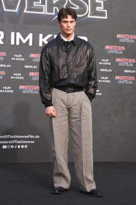 Nicholas Galitzine bei der Premiere des Kinofilms Masters of the Universe im UCI Luxe East Side Gallery. Berlin, 28.05.2026 *** Nicholas Galitzine at the premiere of the movie Masters of the Universe at UCI Luxe East Side Gallery Berlin, 28 05 2026 Foto:xC.xBehringx xFuturexImagex masters_berlin_6549