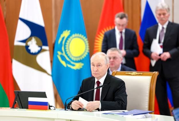 Kazakhstan Supreme Eurasian Economic Council 9175972 29.05.2026 Russian President Vladimir Putin attends a narrow format meeting of the Supreme Eurasian Economic Council (SEEC) at the Palace of Independence in Astana, Kazakhstan. Alexander Kazakov Sputnik Astana Kazakhstan  Copyright: xAlexanderxKazakovx
