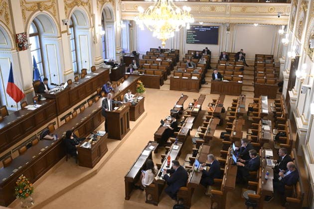 The half-empty Chamber of Deputies during urgent lower house session initiated by coalition to resume with vote on amendment to housing support law, Prague, Czech Republic, May 29, 2026. (CTKxPhoto MichalxKrumphanzl) CTKPhotoP2026052902802  CTKPhotoP2026052902802