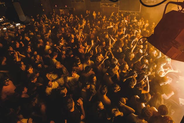 Soppgirobygget live in Copenhagen, Denmark Copenhagen, Denmark. 28th, May 2026. Concert goers seen at a live concert with the Norwegian electronic music duo Soppgirobygget at VEGA in Copenhagen. Denmark, Copenhagen  Copyright: xGonzalesxPhoto PeterxTroestx