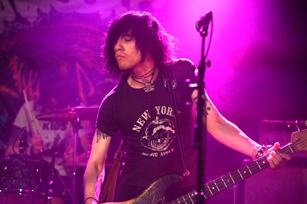Sam Hariss von Ravagers live bei einem Konzert im Lux. Hannover, 28.05.2026 *** Sam Hariss from Ravagers live at a concert at Lux Hannover, 28 05 2026 Foto:xR.xKeuntjex xFuturexImagex ravagers_6506