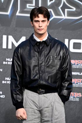 Nicholas Galitzine bei der Premiere des Kinofilms Masters of the Universe im UCI Luxe East Side Gallery. Berlin, 28.05.2026 *** Nicholas Galitzine at the premiere of the movie Masters of the Universe at UCI Luxe East Side Gallery Berlin, 28 05 2026 Foto:xN.xKubelkax xFuturexImagex masters_berlin_6664