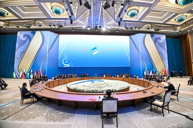 Kazakhstan Supreme Eurasian Economic Council 9176092 29.05.2026 Iranian Minister of Industry, Mines, and Trade Seyed Mohammad Atabak, Cuban Vice President Salvador Valdes Mesa, Armenian Deputy Prime Minister Mher Grigoryan, Belarusian President Alexander Lukashenko, Kazakh President Kassym-Jomart Tokayev, Chairman of the Board of the Eurasian Economic Commission Bakytzhan Sagintaev, Kyrgyz President Sadyr Japarov, Russian President Vladimir Putin, Uzbek President Shavkat Mirziyoyev and CIS Secretary General Sergei Lebedev attend an expanded format meeting of the Supreme Eurasian Economic Council (SEEC) at the Palace of Independence in Astana, Kazakhstan. Sergey Bobylev Sputnik Astana Kazakhstan  Copyright: xSergeyxBobylevx