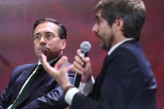 Sánchez presents the National Plan of Cultural Action Abroad The Minister of Culture, Ernest Urtasun d , the Minister of Foreign Affairs, European Union and Cooperation, José Manuel Albares i , during the presentation of the National Plan of Cultural Action Abroad, at the Cervantes Institute, on May 29, 2026, in Madrid Spain This plan aims to promote the internationalization of Spanish culture and heritage through three basic axes the defense of cultural rights and access to culture as a global public good the development of Spanish cultural diplomacy as a tool for peace, and the promotion of our cultural and creative industries in foreign markets 29 MAY 2026 Madrid Madrid Spain  Copyright: xEduardoxParrax 7558478