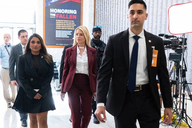 Former Attorney General Pam Bondi UNITED STATES - MAY 29: Former Attorney General Pam Bondi arrives for her deposition on her role with the Epstein files in the House Oversight and Government Reform Committee in the Rayburn House Office Building on Friday, May 29, 2026. (Bill Clark CQ Roll Call) Washington DC United States EDITORIAL USE ONLY Copyright: x 2026xCQxRollxCallx BillxClarkx rollcallpix171248