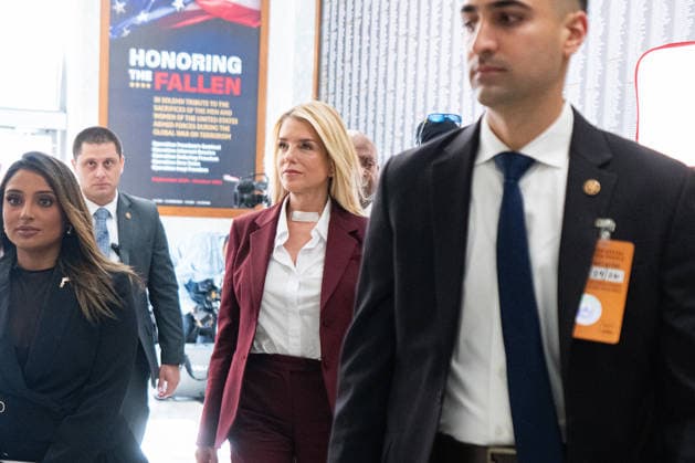 Former Attorney General Pam Bondi UNITED STATES - MAY 29: Former Attorney General Pam Bondi arrives for her deposition on her role with the Epstein files in the House Oversight and Government Reform Committee in the Rayburn House Office Building on Friday, May 29, 2026. (Bill Clark CQ Roll Call) Washington DC United States EDITORIAL USE ONLY Copyright: x 2026xCQxRollxCallx BillxClarkx rollcallpix171249