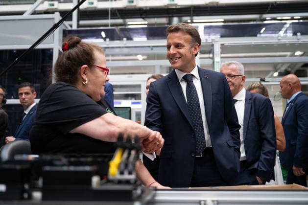 French President Emmanuel Macron visits the Vorwerk factory, which manufactures Thermomix kitchen appliances, as part of the Choose France Days in Donnemain Saint Mames, central France, May 29, 2026 Donnemain Saint Mames France  Copyright: xGrÃ goirexCampione Pool BestimagexGrÃ goirexCampione Pool Bestimagex