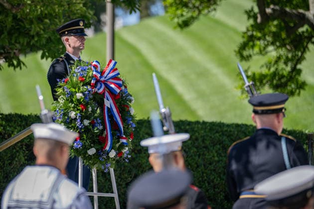 May 29, 2026, Arlington, Virginia, United States: A ceremonial wreath is laid at the gravesite of President JOHN F. KENNEDY during a wreath-laying ceremony marking what would have been his 109th birthday at Arlington National Cemetery. Arlington United States - ZUMAk206 20260529_znp_k206_005 Copyright: xMattxKaminskyx