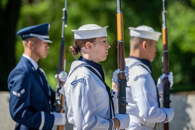 May 29, 2026, Arlington, Virginia, United States: A ceremonial wreath is laid at the gravesite of President JOHN F. KENNEDY during a wreath-laying ceremony marking what would have been his 109th birthday at Arlington National Cemetery. Arlington United States - ZUMAk206 20260529_znp_k206_007 Copyright: xMattxKaminskyx
