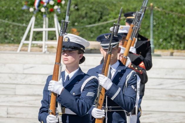 May 29, 2026, Arlington, Virginia, United States: A ceremonial wreath is laid at the gravesite of President JOHN F. KENNEDY during a wreath-laying ceremony marking what would have been his 109th birthday at Arlington National Cemetery. Arlington United States  - ZUMAk206 20260529_znp_k206_017 Copyright: xMattxKaminskyx