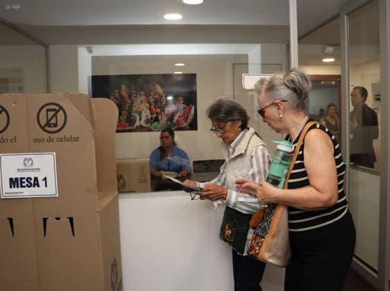 ELECTIONS COLOMBIAN CONSULATE Quito, Friday, May 29, 2026 Colombian Consulate in Quito, receives its citizens to vote in the 2026 presidential elections Photos API Rolando Enriquez Quito Pichincha Ecuador POL ELECCIONESCONSULADOCOLOMBIA 8a0783267daa8b3f4e37646c503986ac Copyright: xROLANDOxENRIQUEZx