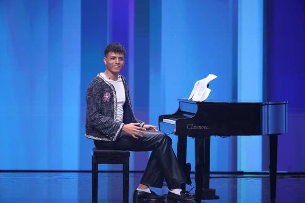 DEUTSCHER FILMPREIS 2026 - SHOW Louis Philippson Laudator BESTE FILMMUSIK bei der Verleihung DEUTSCHER FILMPREIS 2026 in Berlin *** GERMAN FILM AWARD 2026 SHOW Louis Philippson Laudator BEST FILM MUSIC at the GERMAN FILM AWARD 2026 ceremony in Berlin Copyright: xEventpressxFuhrx