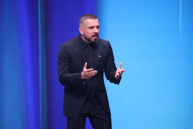 DEUTSCHER FILMPREIS 2026 - SHOW Edin Hasanovic Laudator BESTE MÄNNLICHE NEBENROLLE bei der Verleihung DEUTSCHER FILMPREIS 2026 in Berlin *** GERMAN FILM AWARD 2026 SHOW Edin Hasanovic Laudator BEST MALE NEBENROLLE at the GERMAN FILM AWARD 2026 ceremony in Berlin Copyright: xEventpressxFuhrx