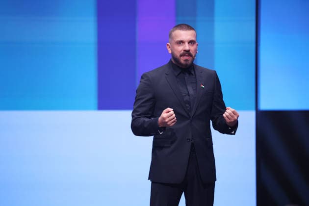 DEUTSCHER FILMPREIS 2026 - SHOW Edin Hasanovic Laudator BESTE MÄNNLICHE NEBENROLLE bei der Verleihung DEUTSCHER FILMPREIS 2026 in Berlin *** GERMAN FILM AWARD 2026 SHOW Edin Hasanovic Laudator BEST MALE NEBENROLLE at the GERMAN FILM AWARD 2026 ceremony in Berlin Copyright: xEventpressxFuhrx