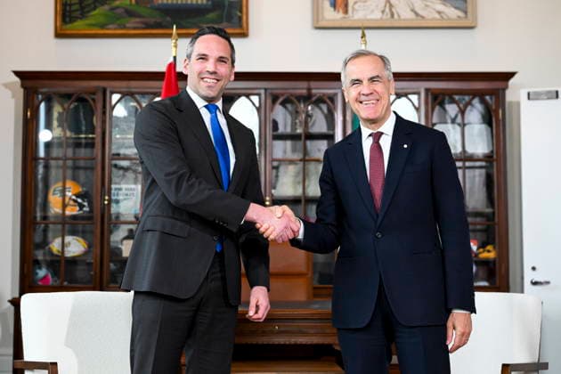 May 29, 2026, Ottawa, On, Canada: Prime Minister Mark Carney, right, shakes hands with Yukon Premier Currie Dixon as they meet in his office in Ottawa, on Friday, May 29, 2026. Ottawa Canada  - ZUMAc35_ 20260529_zaf_c35_052 Copyright: xSpencerxColbyx