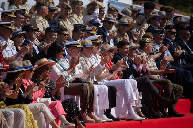 The King presides the naval review and the dynamic exhibition on the occasion of the Armed Forces Day 5I D The mayor of Vigo, Abel Caballero the King Felipe VI and the Minister of Defense, Margarita Robles, during the naval review and the dynamic exhibition on the occasion of the Armed Forces Day, on May 29, 2026, in Vigo, Pontevedra, Galicia Spain On the occasion of the Armed Forces Day 2026, the King presided over the naval review in which ships of the Navy and the Civil Guard sailed along the Vigo estuary and then moved to Samil Beach to attend the dynamic exhibition of naval air capabilities, which included maneuvers by the means of the Army, the Navy, the Spanish Army, the Spanish Civil Guard, the Spanish Air Force and the Spanish Nav  Copyright: xAdrianxIragox 7559448