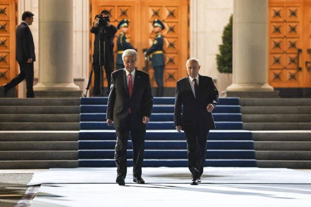 KAZAKHSTAN, ASTANA - MAY 29, 2026: Russia s President Vladimir Putin (R) and Kazakhstan s President Kassym-Jomart Tokayev at a city airport. Alexander Kazakov Russian Presidential Press and Information Office TASS  93177163