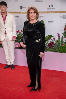ABB FILMPREIS- Senta Berger zu Gast auf dem roten Teppich bei der Verleihung des Deutschen Filmpreis Lola 26 am Palais am Funkturm am 29.05.2026 in Berlin Berlin Deutschland *** ABB FILMPREIS Senta Berger on the red carpet at the German Film Award Lola 26 ceremony at Palais am Funkturm on 29 05 2026 in Berlin Berlin Germany