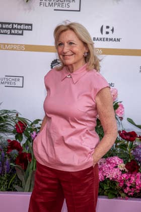 ABB FILMPREIS- Maren Kroymann zu Gast auf dem roten Teppich bei der Verleihung des Deutschen Filmpreis Lola 26 am Palais am Funkturm am 29.05.2026 in Berlin Berlin Deutschland *** ABB FILMPREIS Maren Kroymann as a guest on the red carpet at the German Film Award Lola 26 at Palais am Funkturm on 29 05 2026 in Berlin Berlin Germany