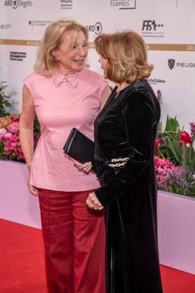 ABB FILMPREIS- Maren Kroymann Senta Berger zu Gast auf dem roten Teppich bei der Verleihung des Deutschen Filmpreis Lola 26 am Palais am Funkturm am 29.05.2026 in Berlin Berlin Deutschland *** ABB FILMPREIS Maren Kroymann Senta Berger as a guest on the red carpet at the German Film Award Lola 26 at Palais am Funkturm on 29 05 2026 in Berlin Berlin Germany