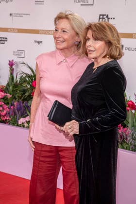 ABB FILMPREIS- Maren Kroymann Senta Berger zu Gast auf dem roten Teppich bei der Verleihung des Deutschen Filmpreis Lola 26 am Palais am Funkturm am 29.05.2026 in Berlin Berlin Deutschland *** ABB FILMPREIS Maren Kroymann Senta Berger as a guest on the red carpet at the German Film Award Lola 26 at Palais am Funkturm on 29 05 2026 in Berlin Berlin Germany