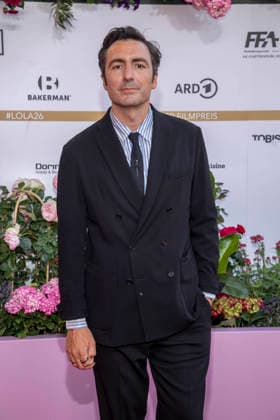 ABB FILMPREIS- Ä°lker Ã‡atak zu Gast auf dem roten Teppich bei der Verleihung des Deutschen Filmpreis Lola 26 am Palais am Funkturm am 29.05.2026 in Berlin Berlin Deutschland *** ABB FILMPREIS Ä°lker Ã‡atak as a guest on the red carpet at the German Film Award Lola 26 ceremony at the Palais am Funkturm on 29 05 2026 in Berlin Berlin Germany