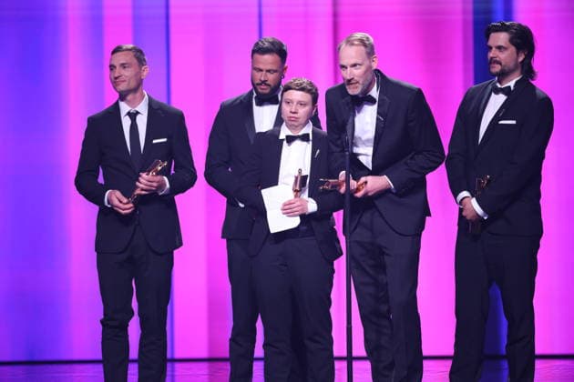 DEUTSCHER FILMPREIS 2026 - SHOW Claudio Demel, Billie Mind, Kai Tebbel, Sebastian Heyser, Jürgen Schulz IN DIE SONNE SCHAUEN- BESTE TONGESTALTUNG bei der Verleihung DEUTSCHER FILMPREIS 2026 in Berlin *** GERMAN FILM AWARD 2026 SHOW Claudio Demel, Billie Mind, Kai Tebbel, Sebastian Heyser, Jürgen Schulz IN DIE SONNE SCHAUEN BESTE TONGESTALTUNG at the GERMAN FILM AWARD 2026 ceremony in Berlin Copyright: xEventpressxFuhrx