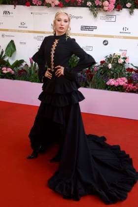 29.05.2026, Helena Zengel, bei der Verleihung des Deutscher Filmpreis, 2026, Lola, in Berlin, Roter Teppich, *** 29 05 2026, Helena Zengel, at the award ceremony of the German Film Award, 2026, Lola, in Berlin, Red Carpet,