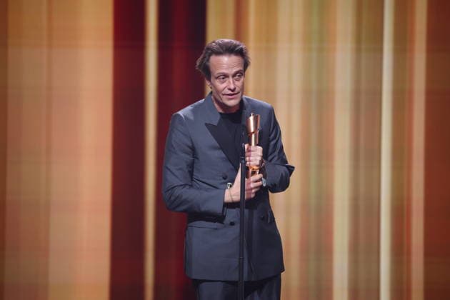 DEUTSCHER FILMPREIS 2026 - SHOW August Diehl Â· DAS VERSCHWINDEN DES JOSEF MENGELE - BESTE MÄNNLICHE HAUPTROLLE bei der Verleihung DEUTSCHER FILMPREIS 2026 in Berlin *** DEUTSCHER FILMPREIS 2026 SHOW August Diehl Â- DAS VERSCHWINDEN DES JOSEF MENGELE BESTE MÄNNLICHE HAUPTROLLE at the DEUTSCHER FILMPREIS 2026 award ceremony in Berlin Copyright: xEventpressxFuhrx