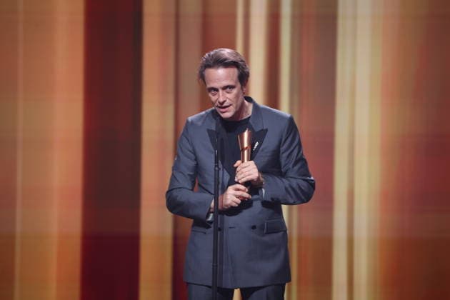 DEUTSCHER FILMPREIS 2026 - SHOW August Diehl Â· DAS VERSCHWINDEN DES JOSEF MENGELE - BESTE MÄNNLICHE HAUPTROLLE bei der Verleihung DEUTSCHER FILMPREIS 2026 in Berlin *** DEUTSCHER FILMPREIS 2026 SHOW August Diehl Â- DAS VERSCHWINDEN DES JOSEF MENGELE BESTE MÄNNLICHE HAUPTROLLE at the DEUTSCHER FILMPREIS 2026 award ceremony in Berlin Copyright: xEventpressxFuhrx
